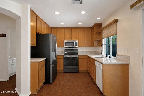 Tiny photo for 473 Arroyo Del Mar, Camarillo, CA 93010 (MLS # 226003810)