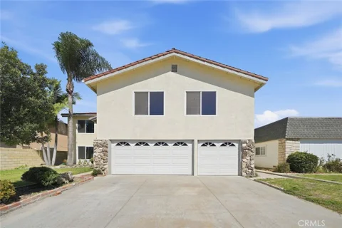 MLS: OC26202077