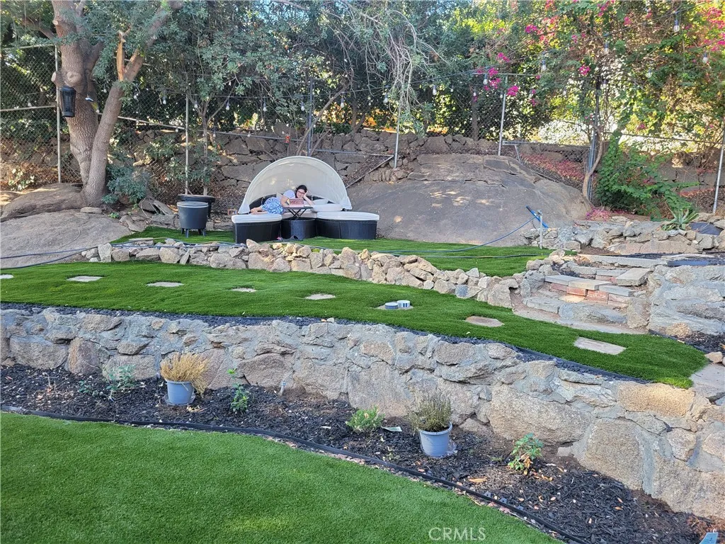 Riverside, California 92501, United States, 4 Bedrooms Bedrooms, ,4 BathroomsBathrooms,Residential,Active,247438