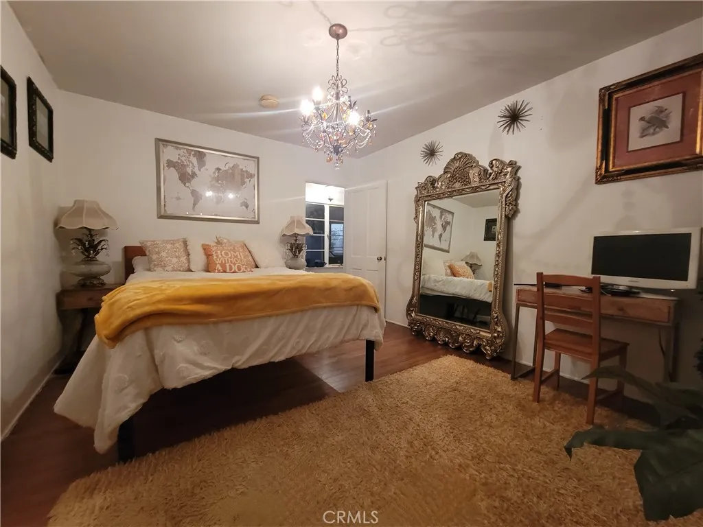 Riverside, California 92501, United States, 4 Bedrooms Bedrooms, ,4 BathroomsBathrooms,Residential,Active,247438