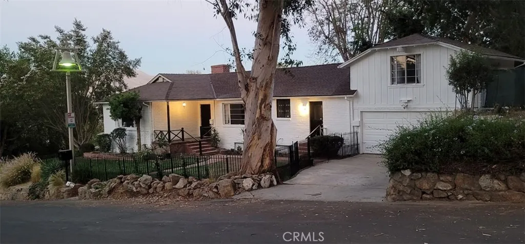 Riverside, California 92501, United States, 4 Bedrooms Bedrooms, ,4 BathroomsBathrooms,Residential,Active,247438