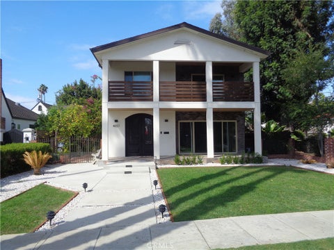 Photo of 4057 Pine AVE, Long Beach, CA 90807 (MLS # TR26228020)