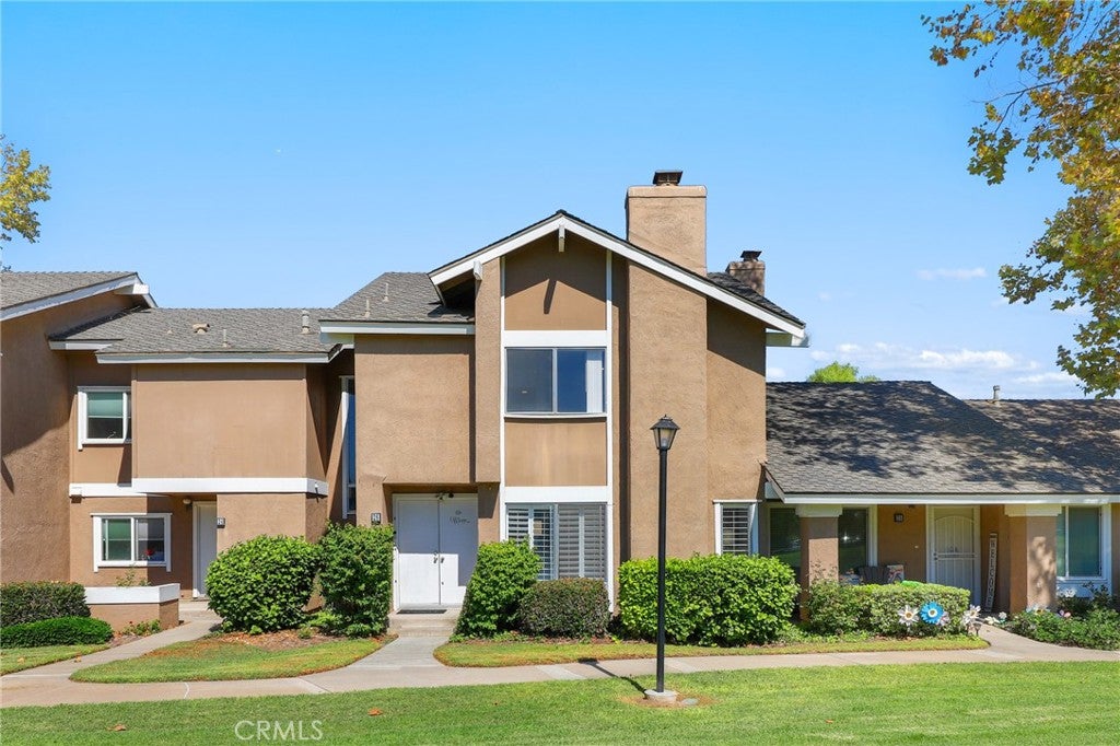 26 Helena 69, Irvine CA 92604