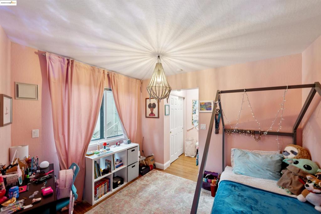 BELLAVISTA - Residential Lease