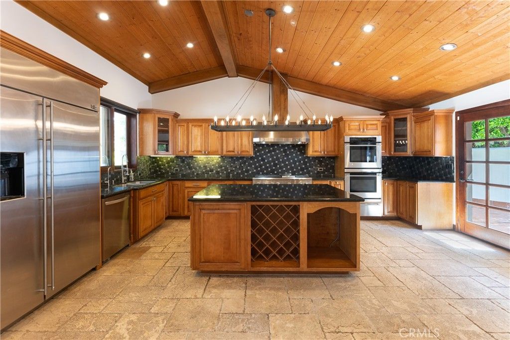 Photo of 16350 Mandalay Dr, Encino, CA 91436 (MLS # SR25224321)