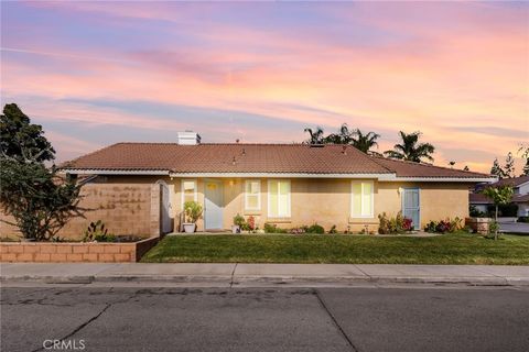 Photo of 11376 Winery Dr, Fontana, CA 92337 (MLS # CV25269651)