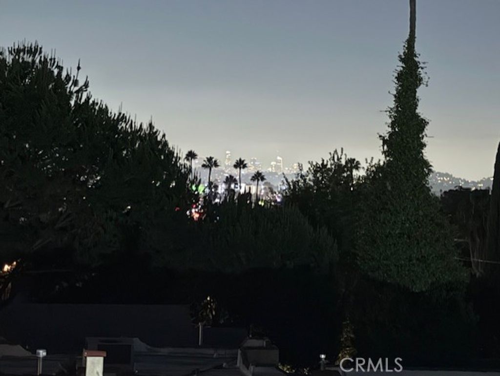 Photo of 430 W Kenneth Road, Glendale, CA 91202 (MLS # BB25215297)