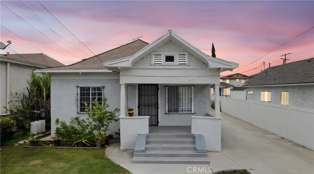 **FULLY RENOVATED IN 2025 • NEW APPLIANCES & GAS INCLUDED • PET FRIENDLY • MINI-SPLIT A/C IN EVERY ROOM**
Welcome to 2040 Hancock St — a beautifully remodeled 3-bedroom, 1-bath single-family home located on an expansive 7,500 sq ft lot in East Los Angeles. A rare opportunity to lease a true single-family home with an oversized lot, expansive backyard, and unmatched privacy — all under $3,500/month. This turnkey rental comes fully equipped with all major appliances, ample parking for multiple vehicles, and no shared walls. Enjoy the freedom, space, and comfort of a private home without the hassle of buying or bringing your own appliances. The heart of the home is a brand-new kitchen featuring brand new appliances (stove, fridge, dishwasher, garbage disposal), quartz countertops, custom cabinetry, and a small island for extra prep space and dining flexibility. The updated bathroom features a stylish tile shower, reconfigured toilet and sink layout, and sleek finishes for a modern feel. Each bedroom has its own independent mini-split A/C unit, allowing for personalized comfort and energy efficiency.
For added convenience, washer and dryer are included — but tenants are welcome to bring their own and store the existing set in the backyard storage shed. Step outside to a massive private yard, ideal for gatherings, parking, or letting your pets roam (with breed restrictions and pet deposit). Enjoy the best of indoor-outdoor California living in a quiet neighborhood setting. Prime Location, just minutes from Downtown LA, San Gabriel Valley, Cal State LA, East Los Angeles College, USC Medical Center, Union Station, and major freeways (5, 10, 710, 101). Perfect for commuters, students, and professionals alike. With gas included, new appliances, and a huge private yard, this home delivers exceptional value — reach out today to schedule a showing!