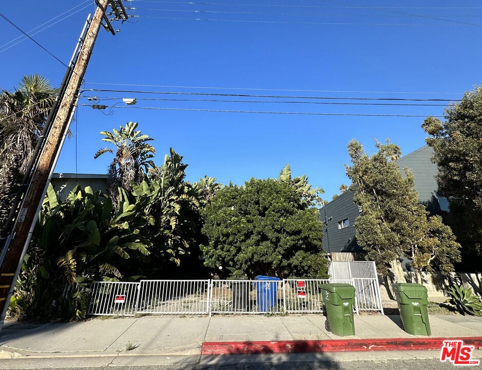 1917 4th Street