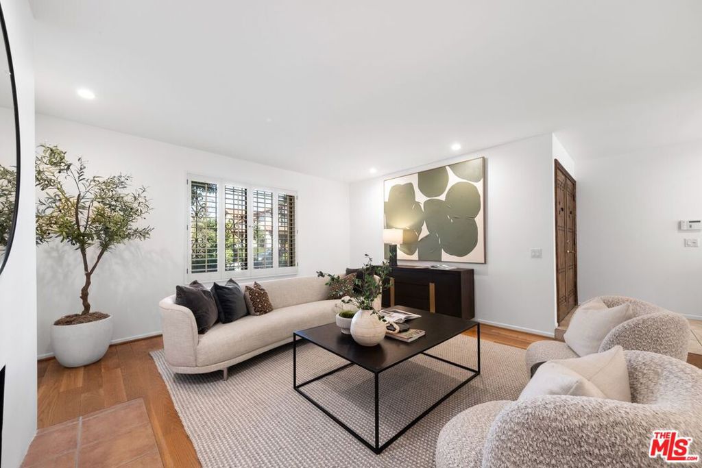 Properties 2 3018 Nicada Drive