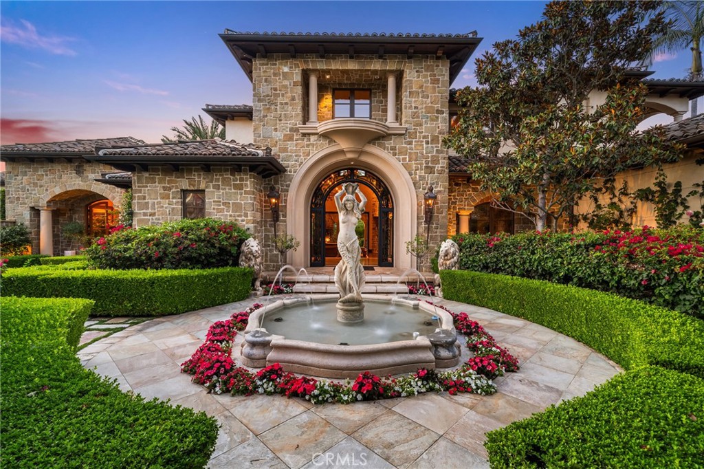 Las Posas Estates - Residential