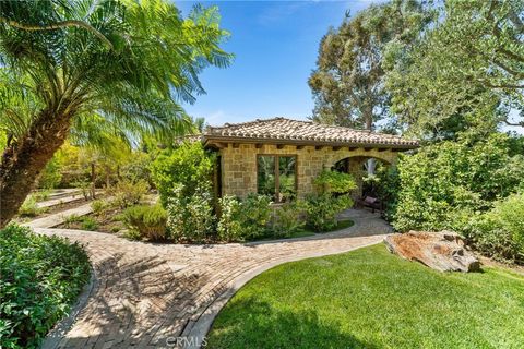 Tiny photo for 427 La Marina Drive, Camarillo, CA 93010 (MLS # OC25196571)
