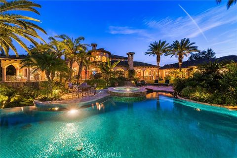 Tiny photo for 427 La Marina Drive, Camarillo, CA 93010 (MLS # OC25196571)