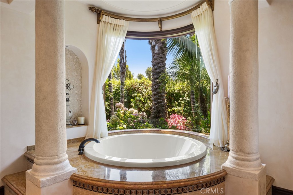 Las Posas Estates - Residential