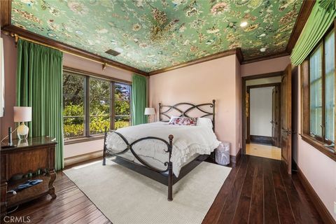 Tiny photo for 427 La Marina Drive, Camarillo, CA 93010 (MLS # OC25196571)