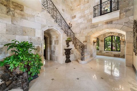 Tiny photo for 427 La Marina Drive, Camarillo, CA 93010 (MLS # OC25196571)