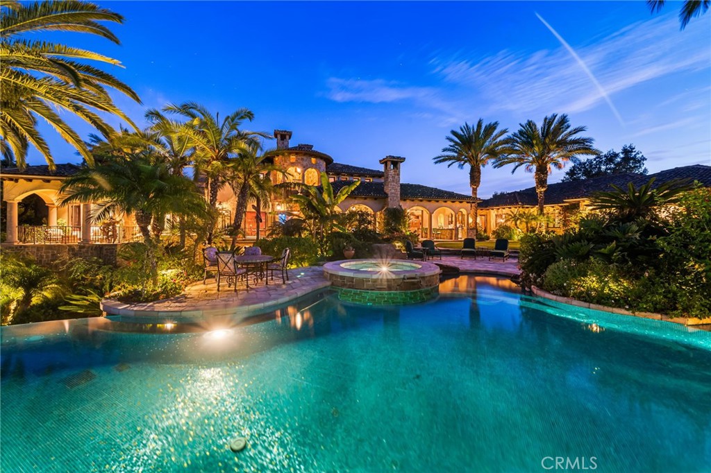 427 La Marina Drive