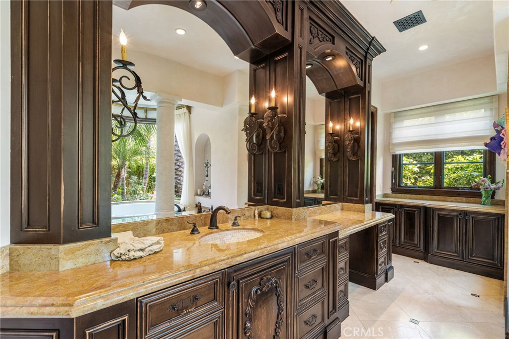 Las Posas Estates - Residential