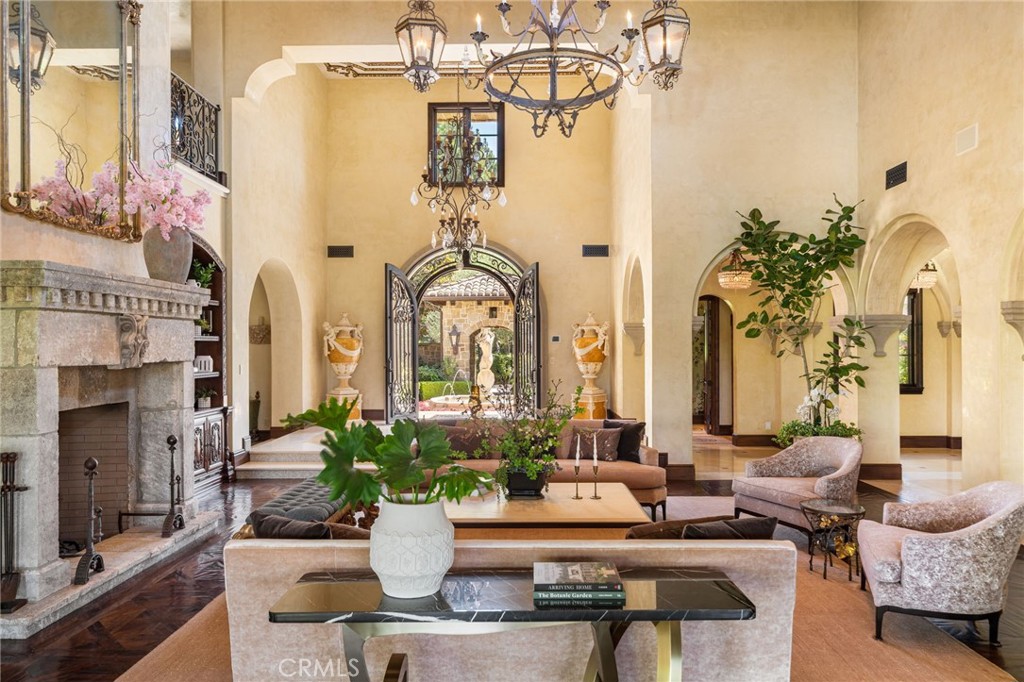 Las Posas Estates - Residential