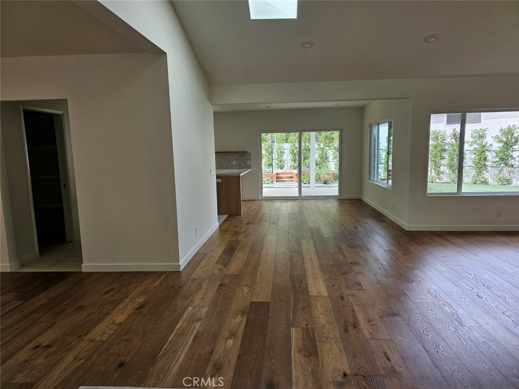 909 Brightstone Court