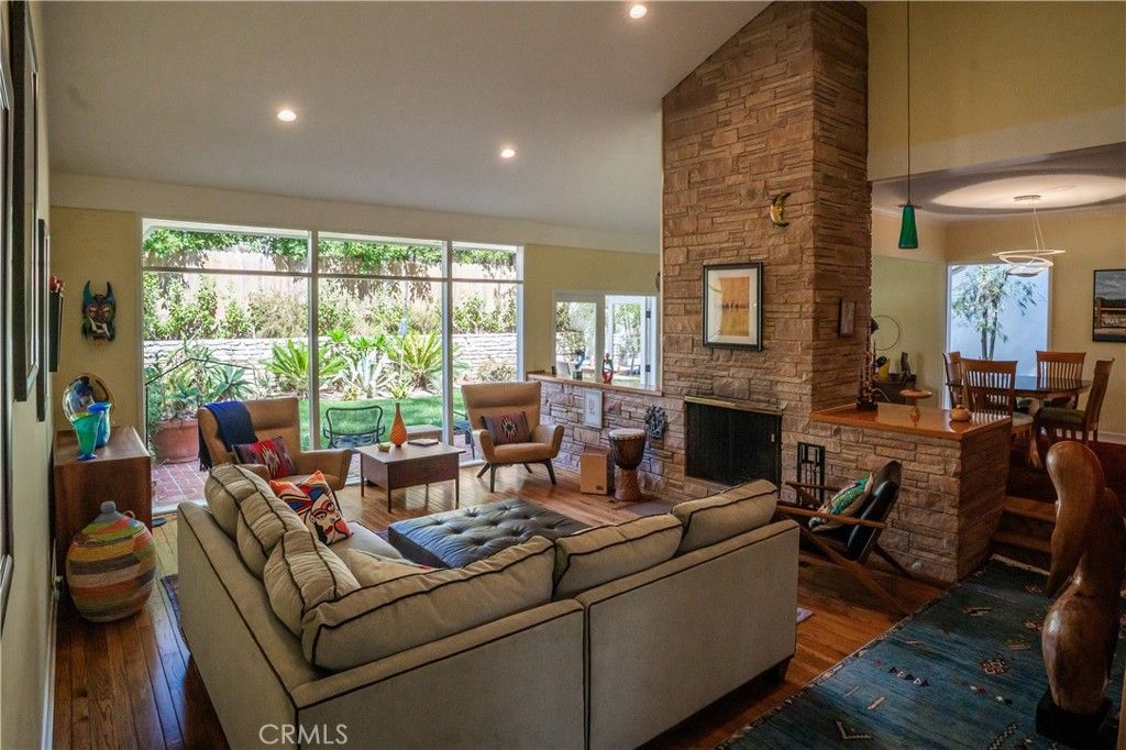 Photo of 2737 Via La Selva, Palos Verdes Estates, CA 90274 (MLS # SB25231711)