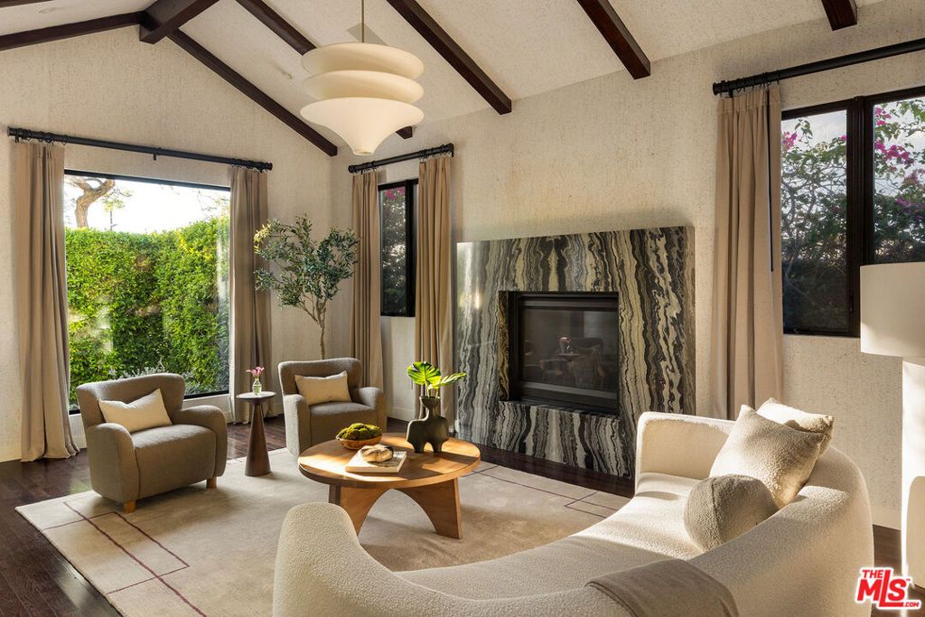 Photo of 414 N La Jolla Avenue, Los Angeles, CA 90048 (MLS # 25597963)