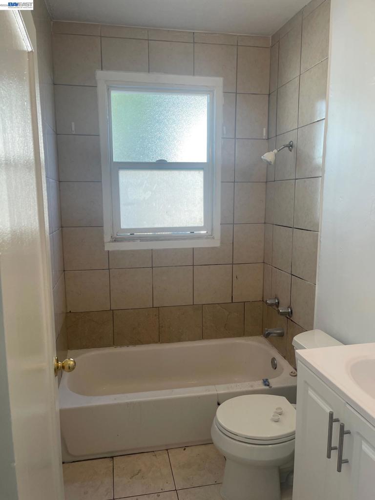 22622 22622 2nd Street