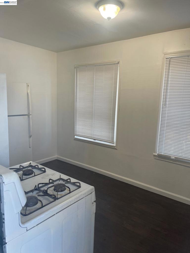 22622 22622 2nd Street