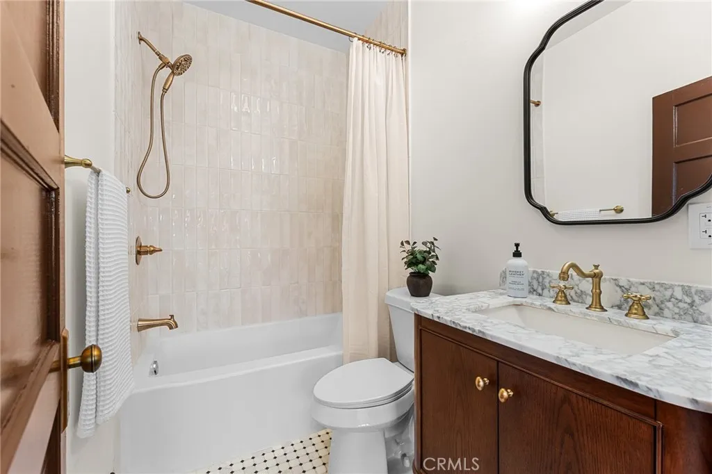 Redlands, California 92373, United States, 3 Bedrooms Bedrooms, ,2 BathroomsBathrooms,Residential,Active,250003