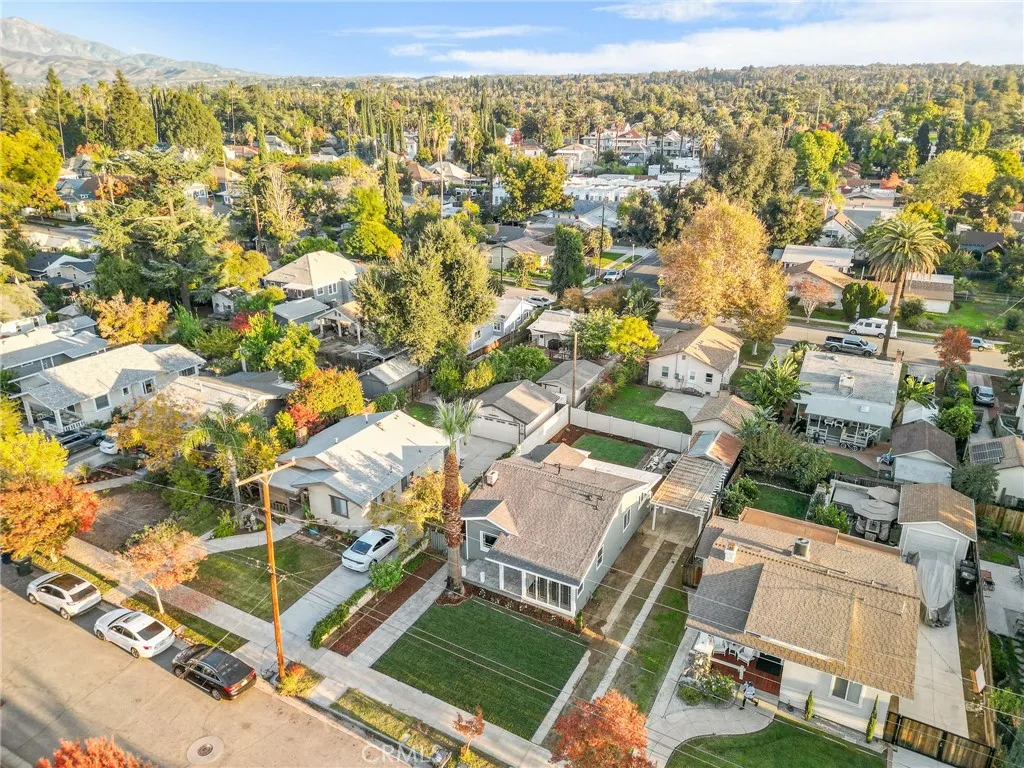 Redlands, California 92373, United States, 3 Bedrooms Bedrooms, ,2 BathroomsBathrooms,Residential,Active,250003