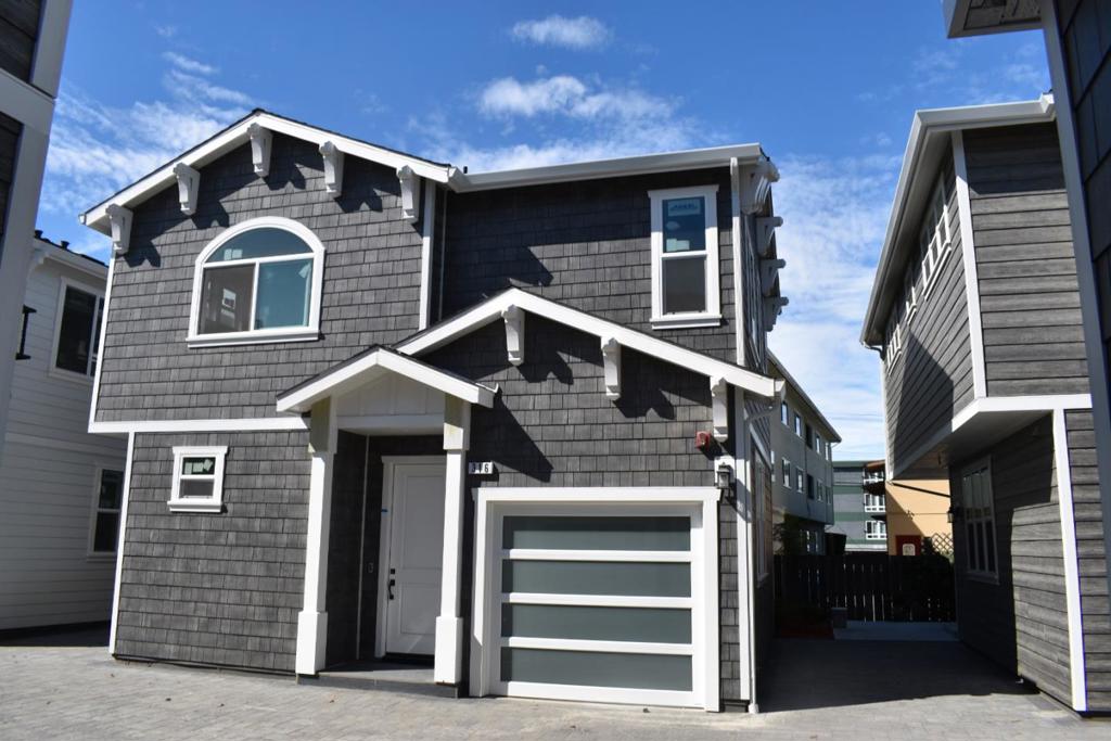 Beautiful Luxury Home in San Mateo's most desirable New Developments. Built in 2020. Located on a quite coldesac on Grand Blvd in San Mateo. There are 3 bedrooms, including a large master suite, 2 and a half baths, a total of approximately 1,750 Square feet of luxurious living space. Open floor plan with Large Kitchen. Granite Counter Tops & Stainless Steel Appliances. Hardwood floors throughout. Washer & Dryer in unit. 1 car Garage with 220V Outlet for electric car charger & 1 car port. Ring Smart doorbell. Only a few blocks away from Burlingame Ave Shops & Restaurants, the Library and all amenities. 20 miles south of San Francisco. Easy access to 101, 280 & Bart. this house is an easy commute to Silicon Valley, Biotech and Commerce.