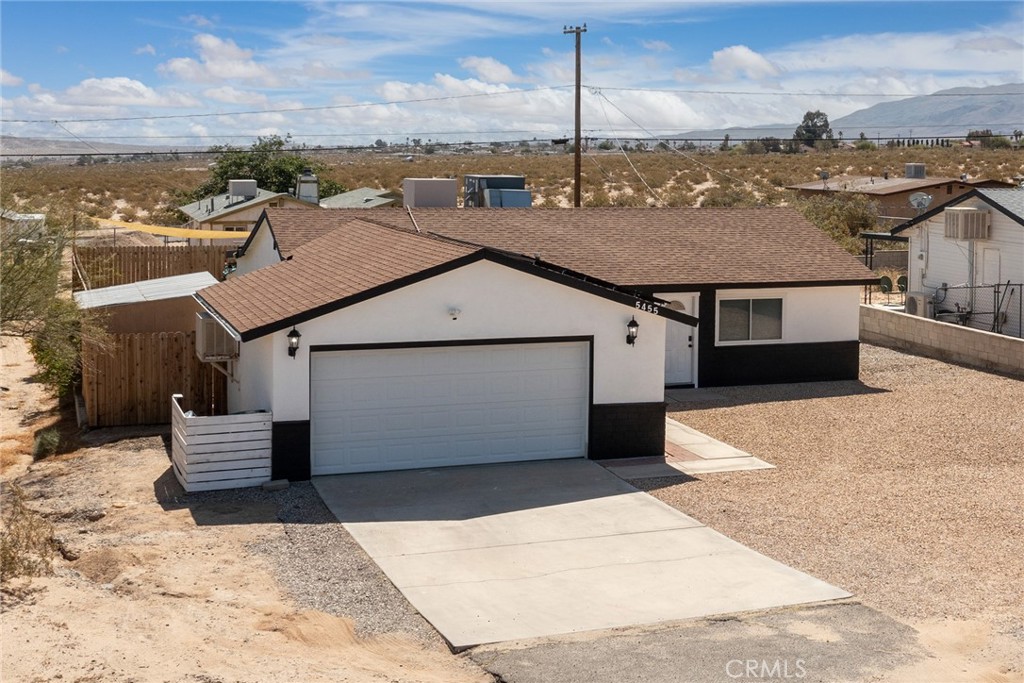 5455 Mariposa Avenue