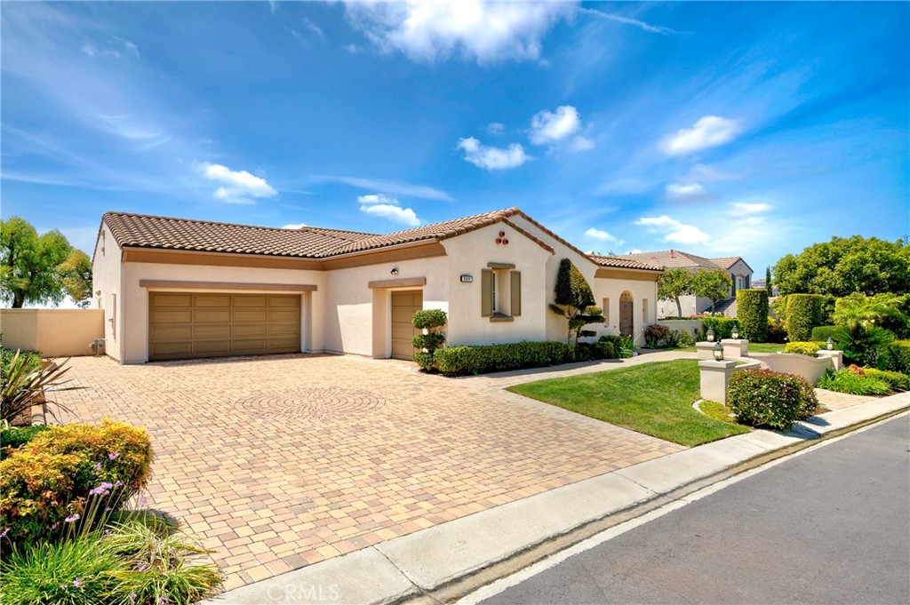 5322 E Gabrielle Lane