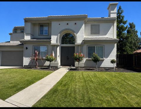 Photo of 2345 Demartini Lane LN, Brentwood, CA 94513 (MLS # ML82052246)