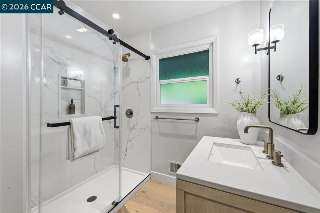 3 Mountain View Pl