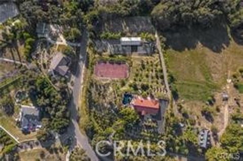 Photo of 2440 Los Alisos Drive, Fallbrook, CA 92028 (MLS # NP26022539)