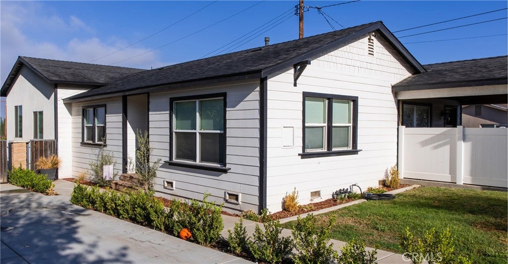 12188 Douglas