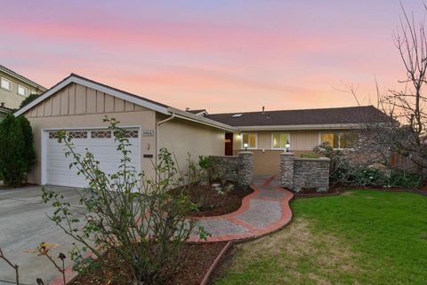 Photo of 2560 Elliot Court, Santa Clara, CA 95051 (MLS # ML82031792)