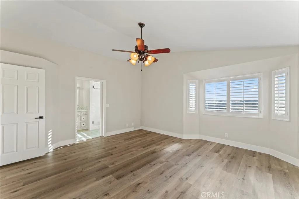 Saugus, California 91390, United States, 4 Bedrooms Bedrooms, ,3 BathroomsBathrooms,Residential,Active,233324