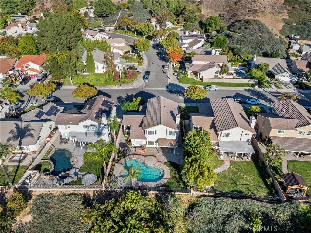 Saugus, California 91390, United States, 4 Bedrooms Bedrooms, ,3 BathroomsBathrooms,Residential,Active,233324