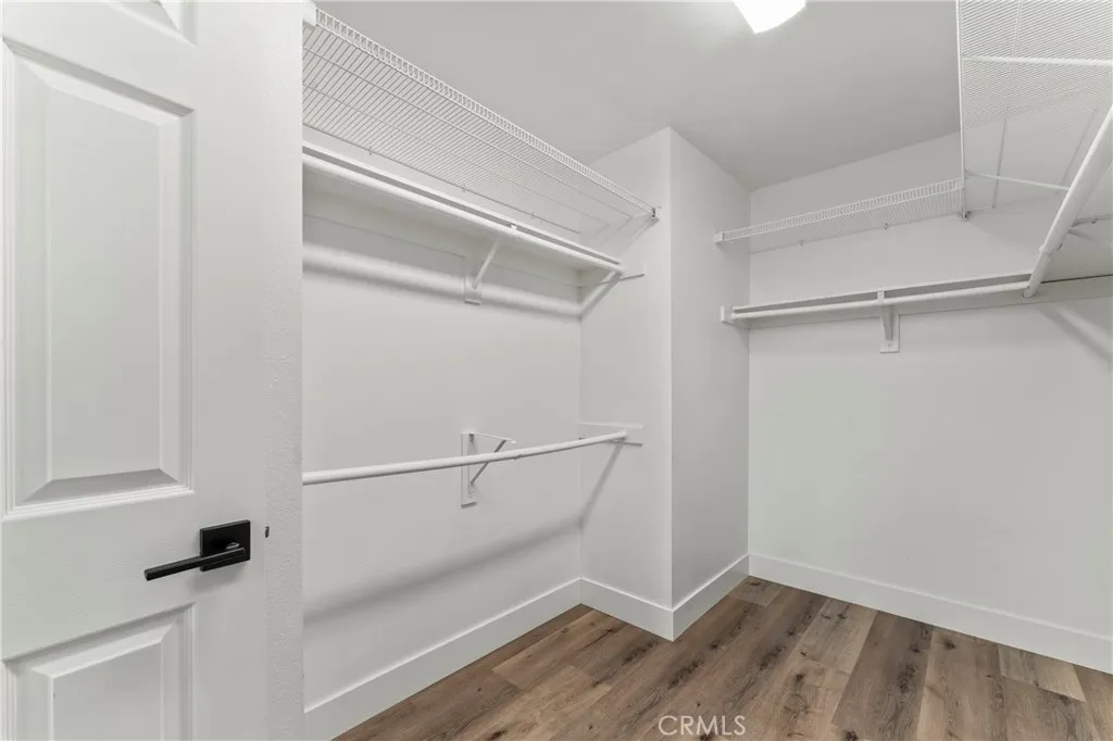 Saugus, California 91390, United States, 4 Bedrooms Bedrooms, ,3 BathroomsBathrooms,Residential,Active,233324