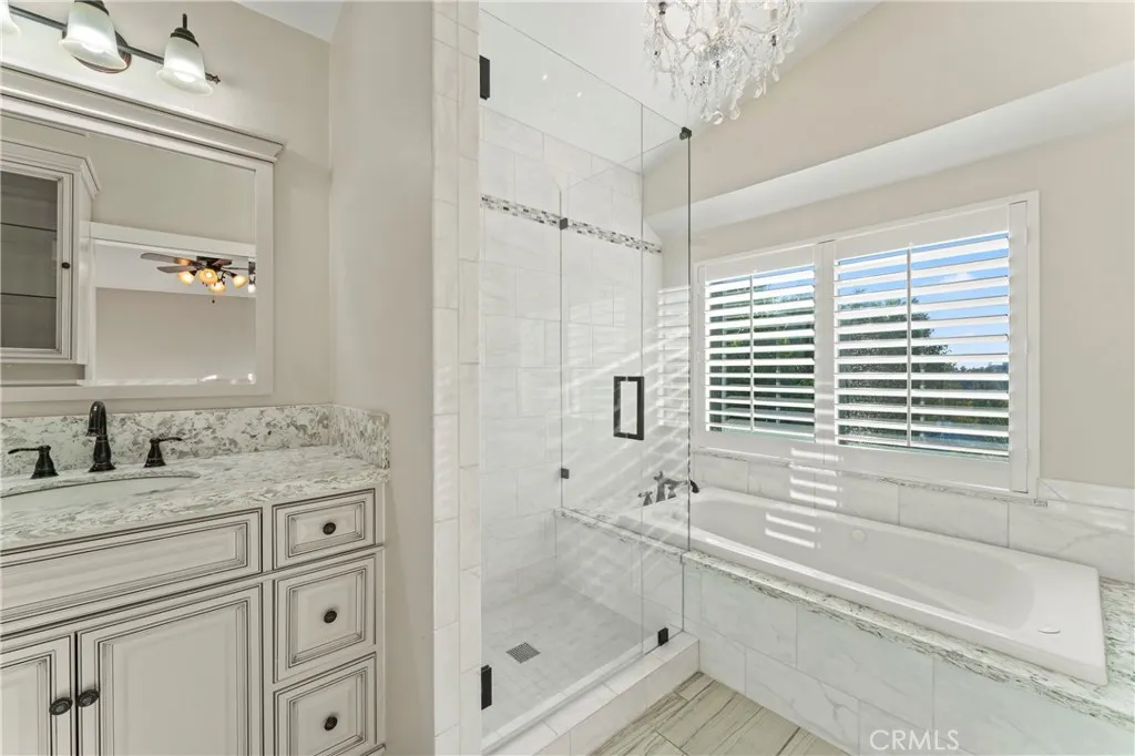 Saugus, California 91390, United States, 4 Bedrooms Bedrooms, ,3 BathroomsBathrooms,Residential,Active,233324