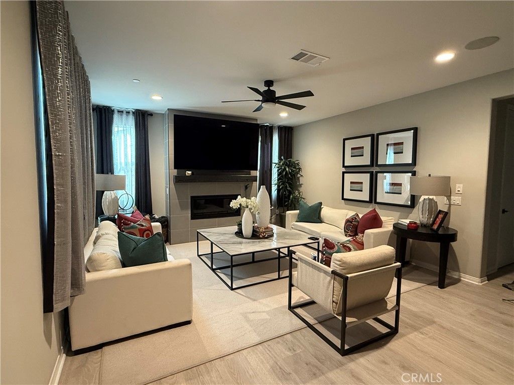 Photo of 11766 Olivine Rd Rd, Victorville, CA 92392 (MLS # MB26029025)