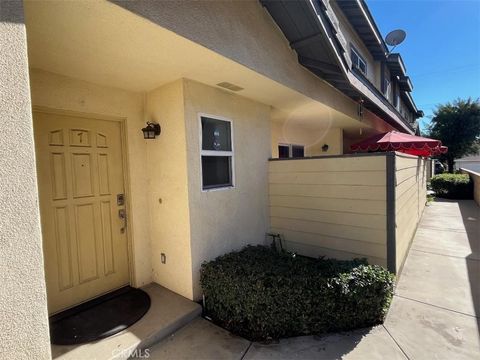 Photo of 228 W Center #7, Covina, CA 91723 (MLS # TR26012404)