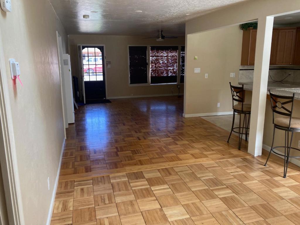 225 Loma Drive