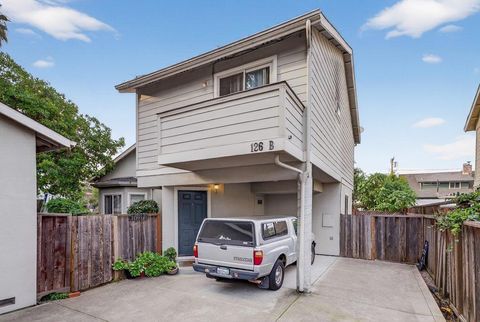 Photo of Hunolt Street, Santa Cruz, CA 95060 (MLS # ML82033716)