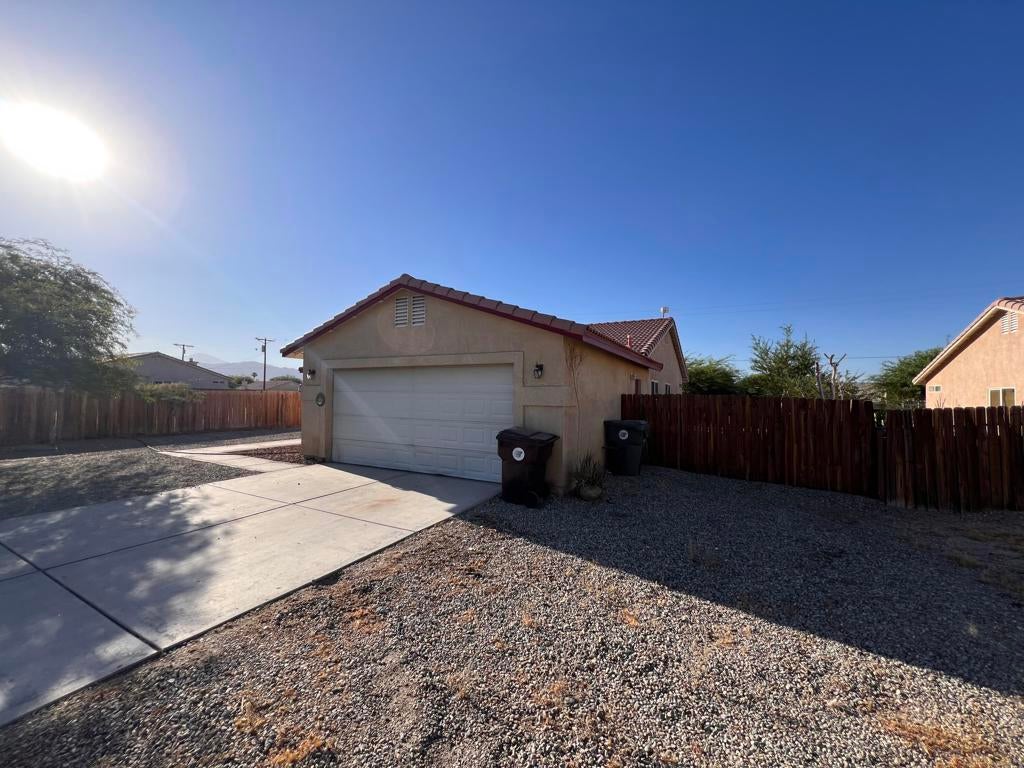 1276 Nile Drive