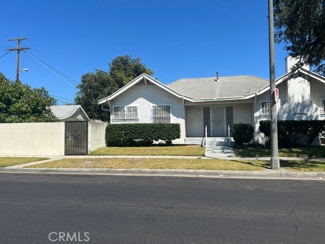 1763 W 42nd