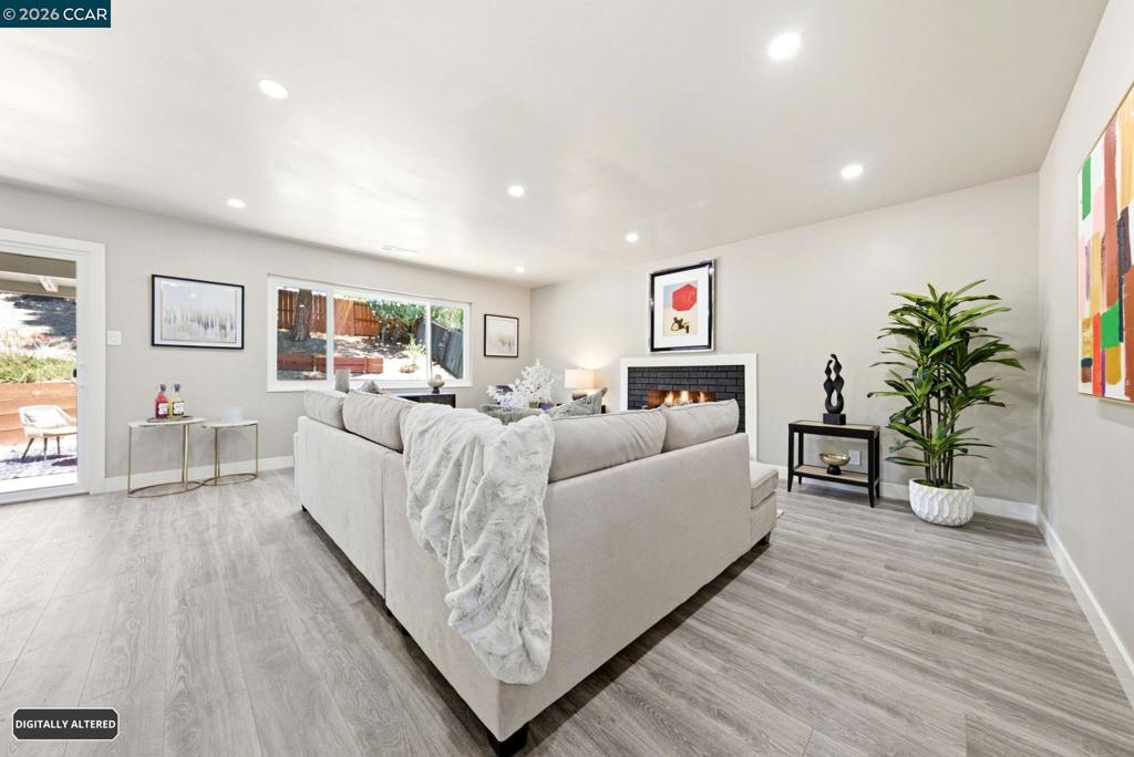 5223 Valmar Drive