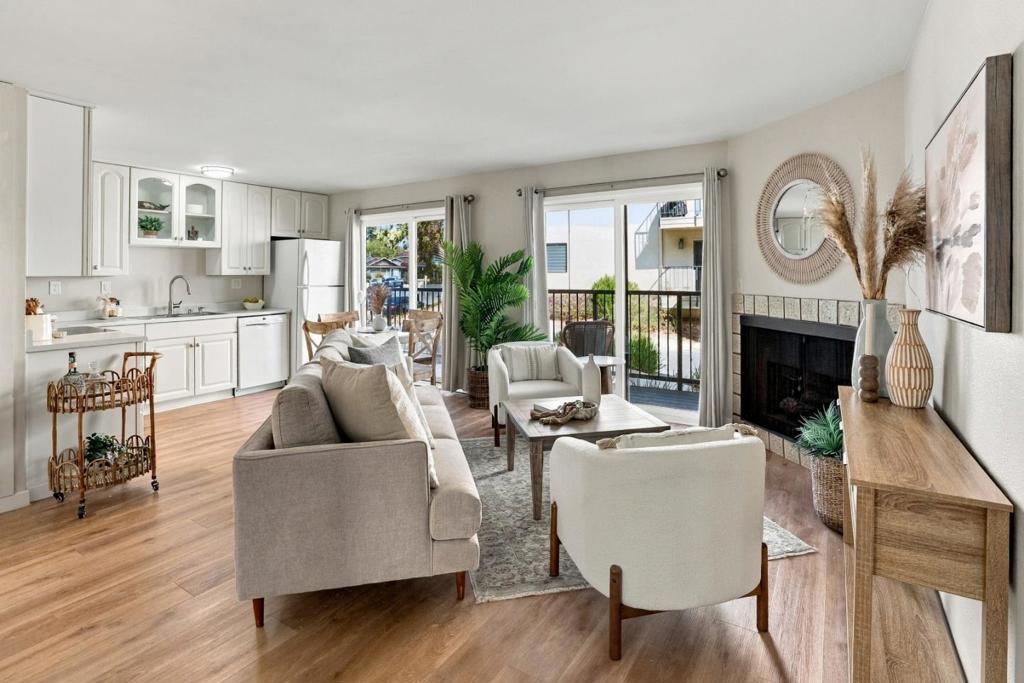 815 Balboa Avenue 102